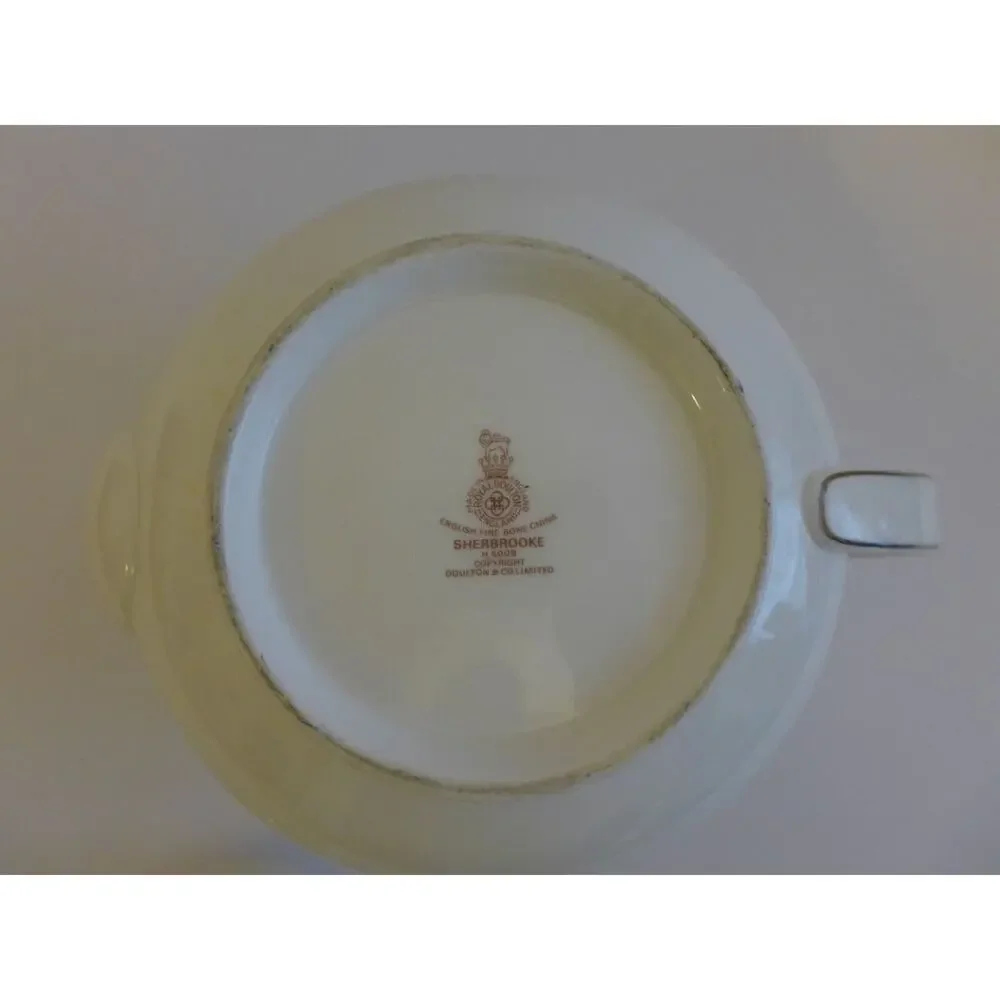 Royal Doulton Sherbrooke Creamer Milk Jug English Bone China 1980's